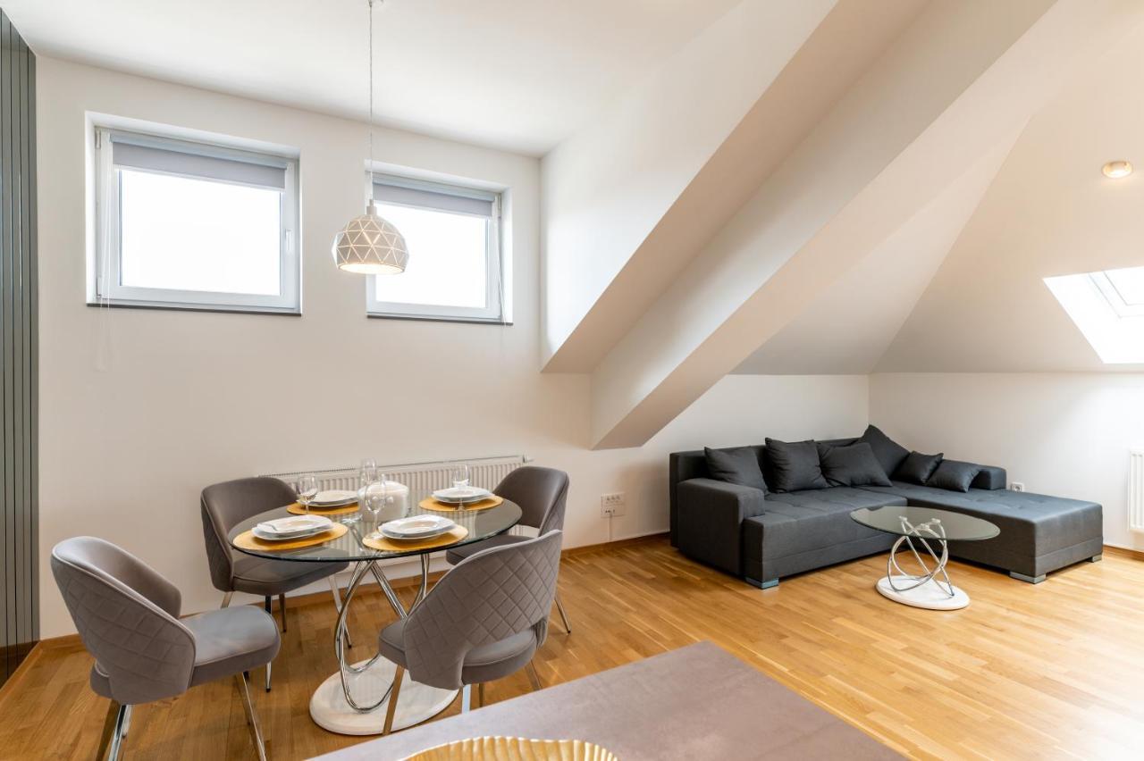 Apartments Adversarium Копривница Экстерьер фото